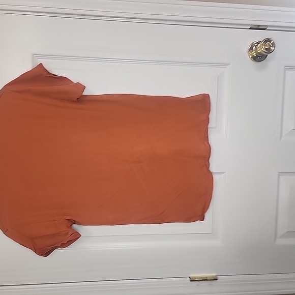 Source Unknown Orange and Black Short Sleeve Tee - Picture 3 of 3